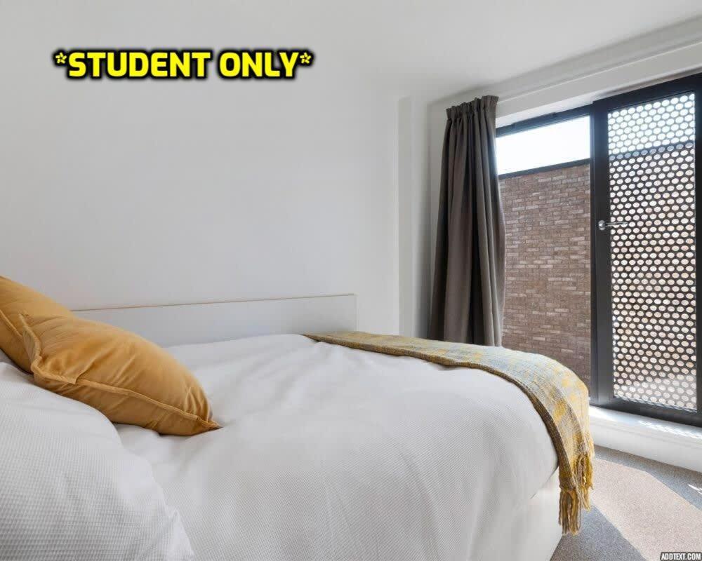 Student Only Zeni Ensuite Rooms, コルチェスター エクステリア 写真